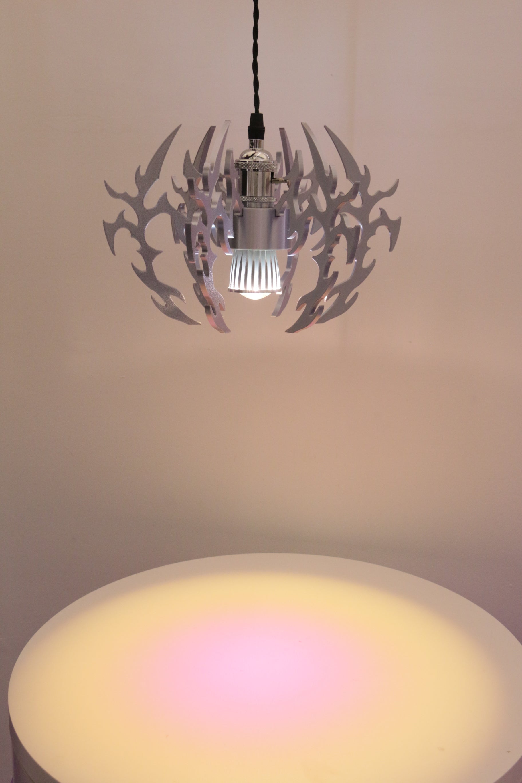 Fervooor Cyber Spider 3D printed 3-in-1 design/candle holder, lamp & jewelry display rack
