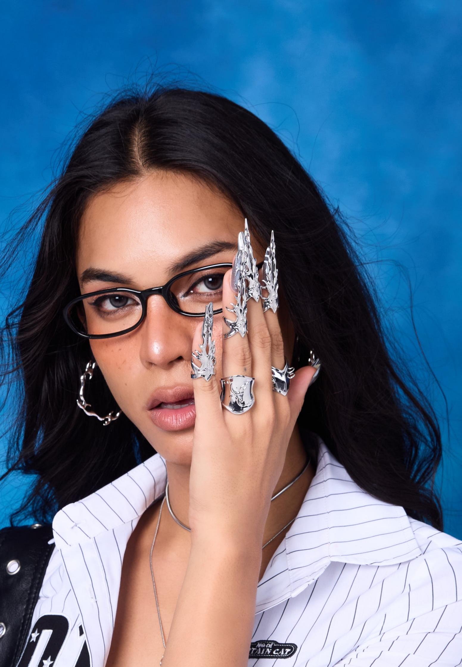 Fervooor Battle Angel Silver Flaming Shield Fingertip Ring