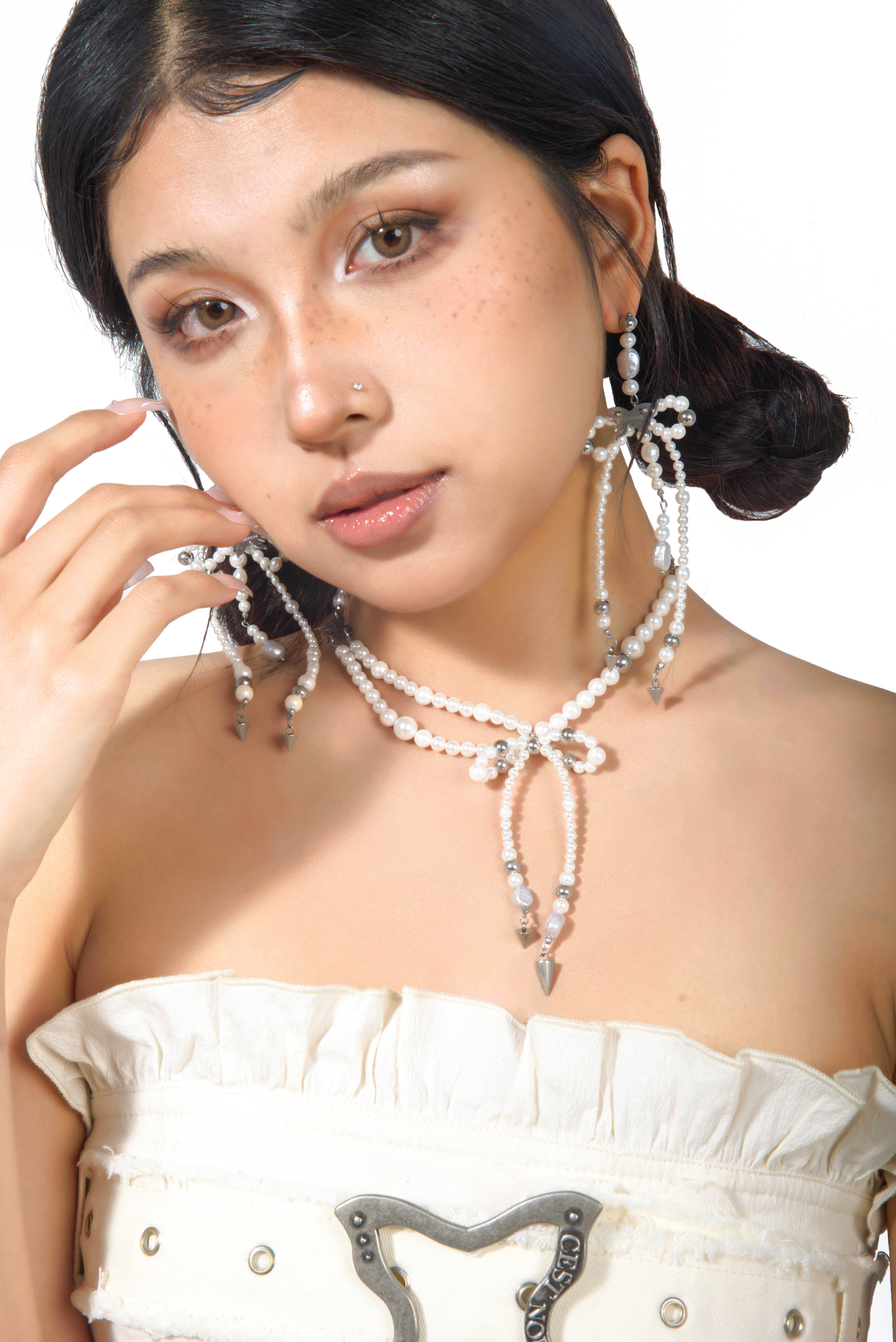 Fervooor Virtual Ribbon pearl bow necklace