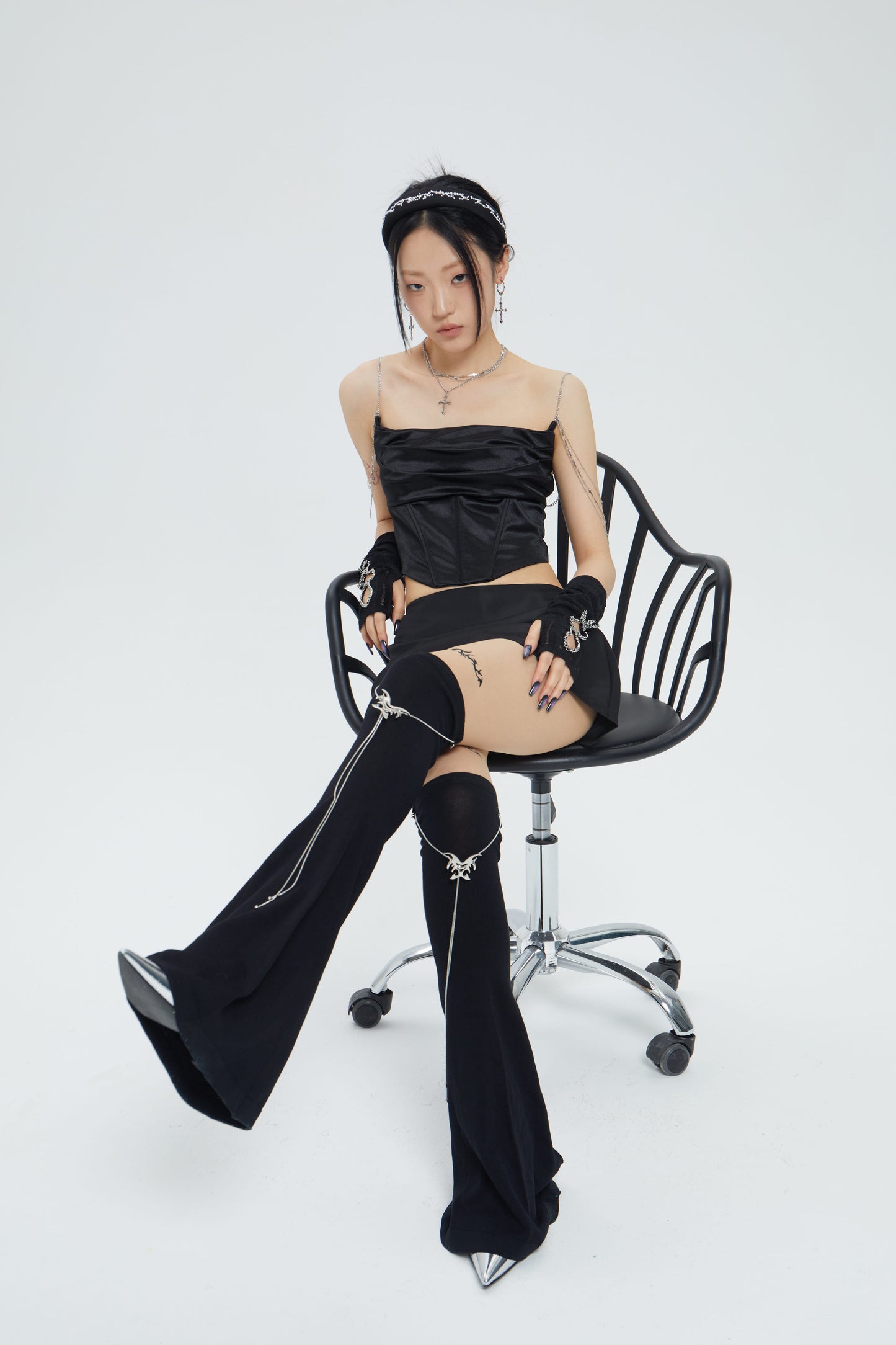 No Restock/Fervooor black trumpet leg warmers