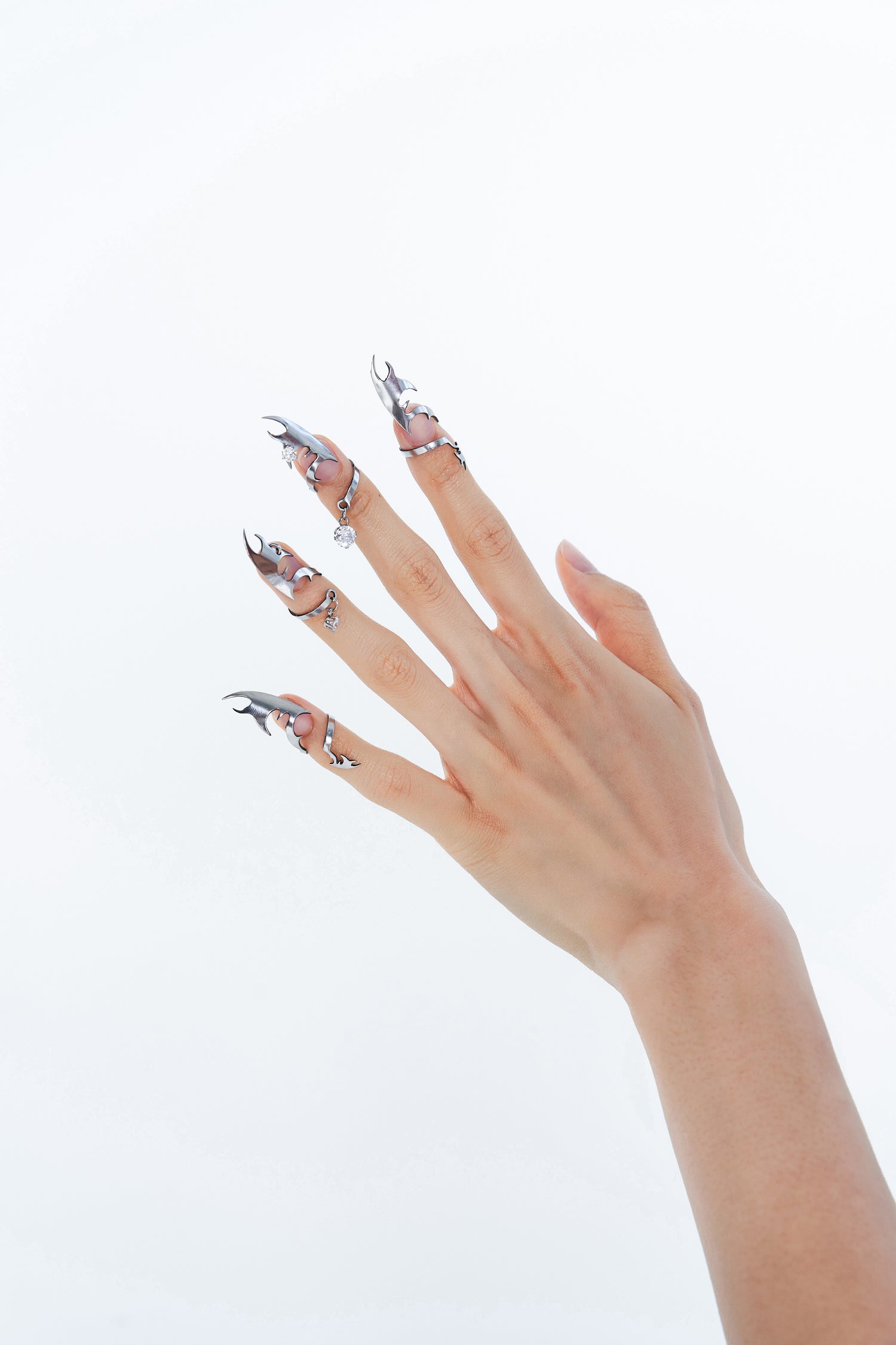 Fervooor Fire butterfly fingertip ring