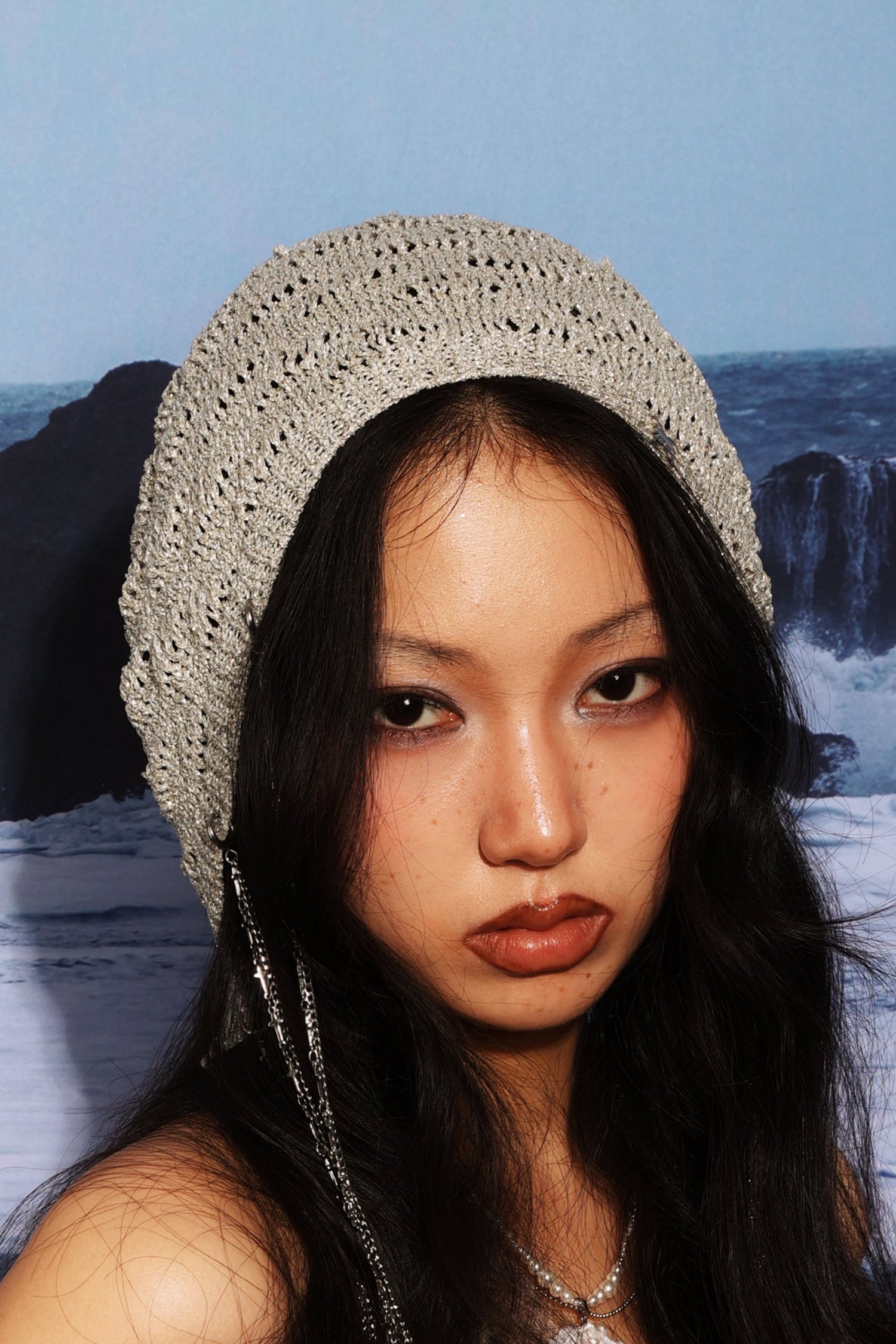 No Restock/ Fervooor Dune silver detachable chain knit beanie hat