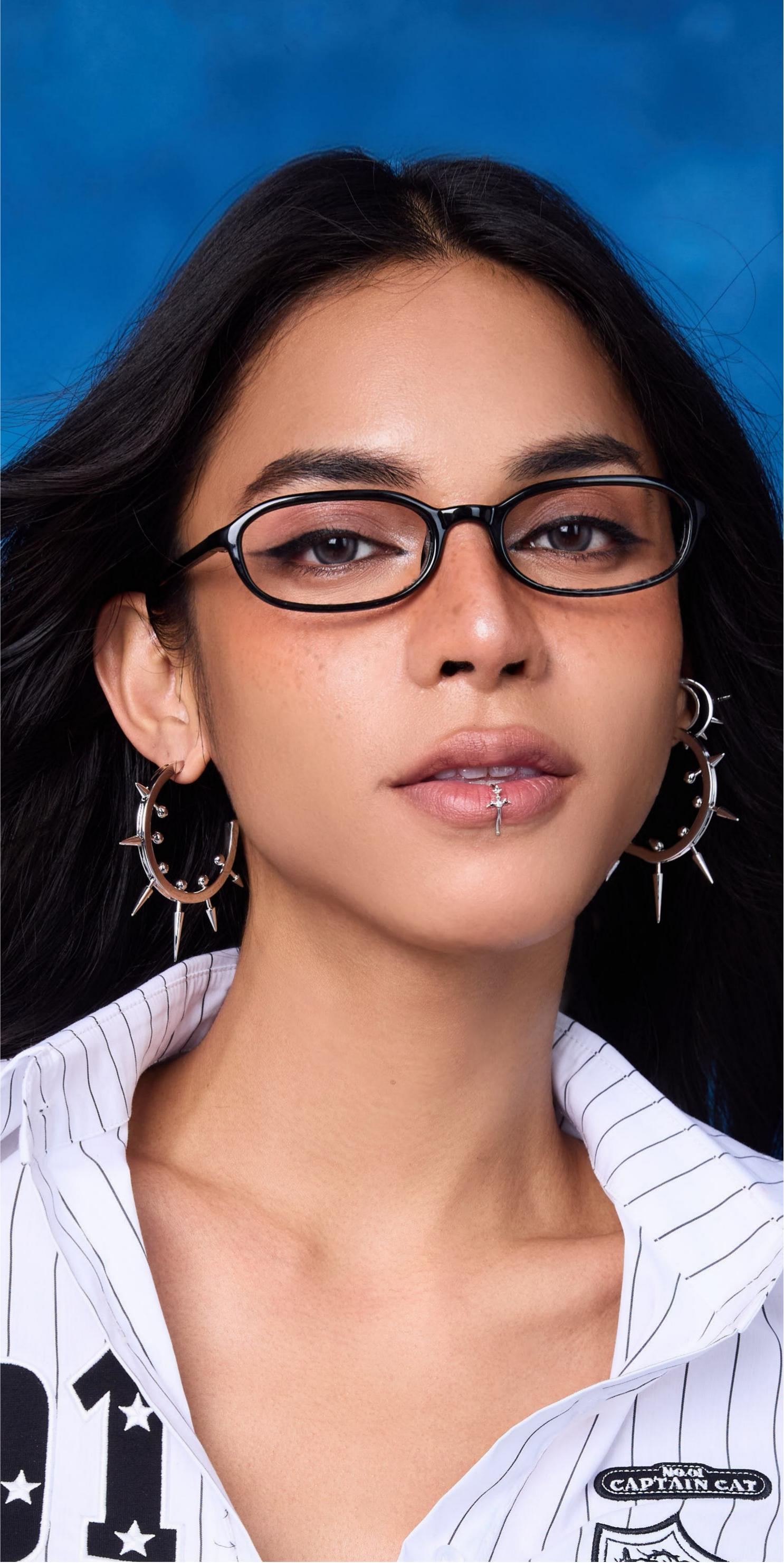 Silver Riot Look