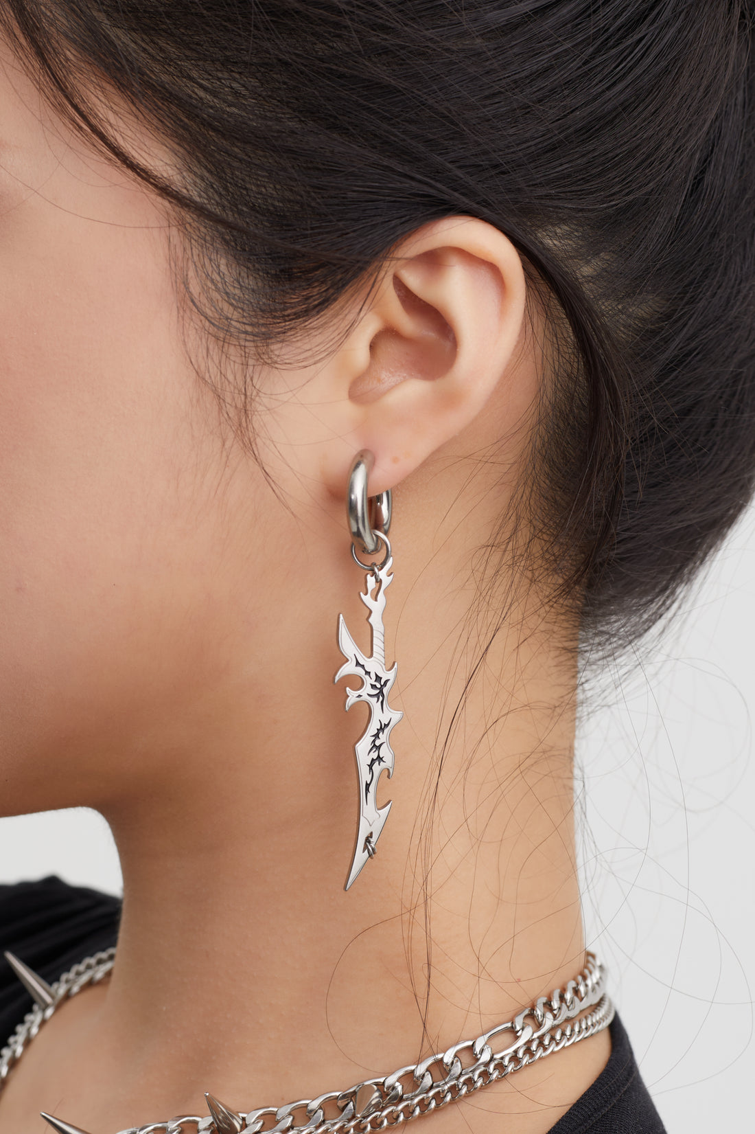 Fervooor Acid Knife earrings