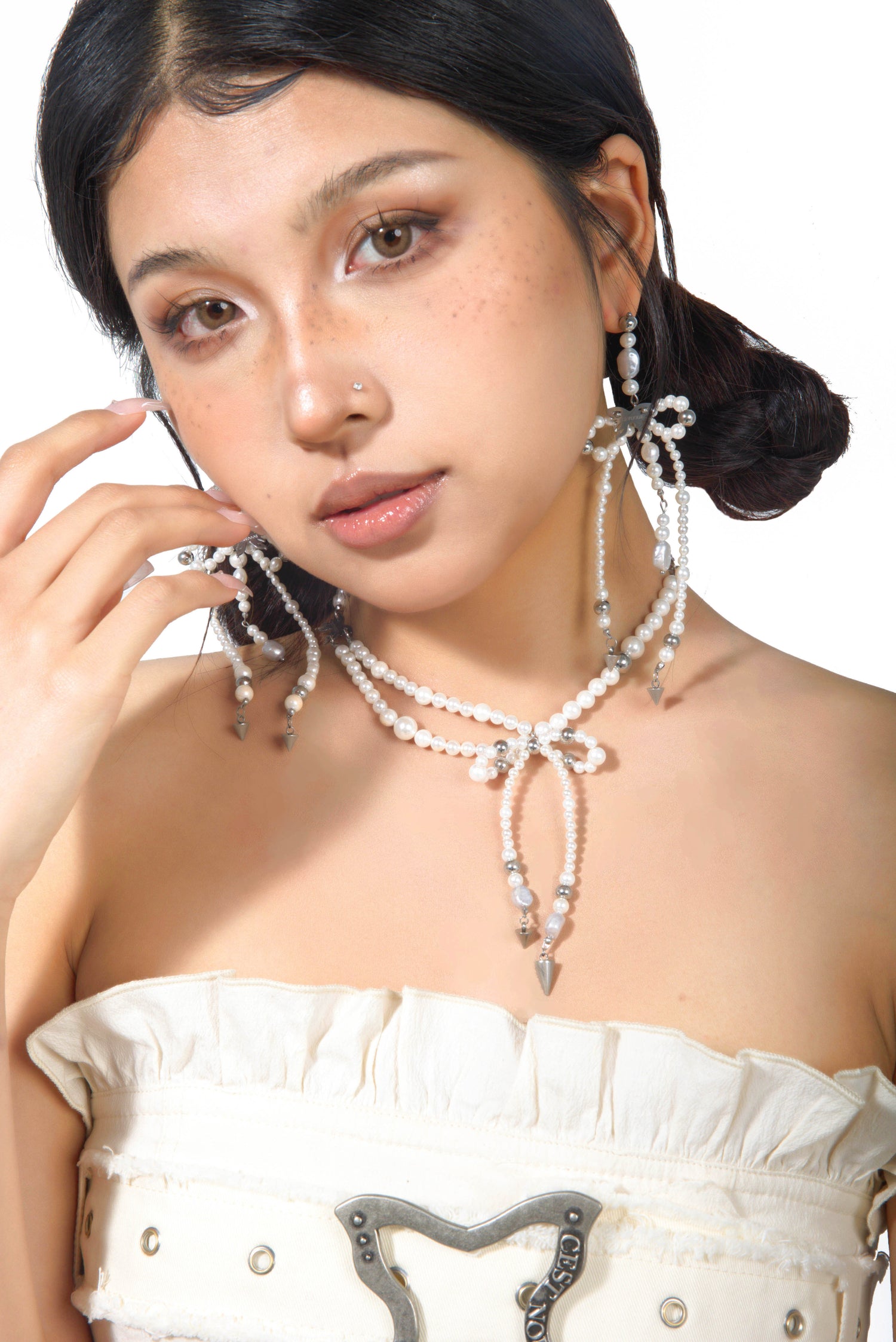 Fervooor Virtual Ribbon  pearl bow necklace