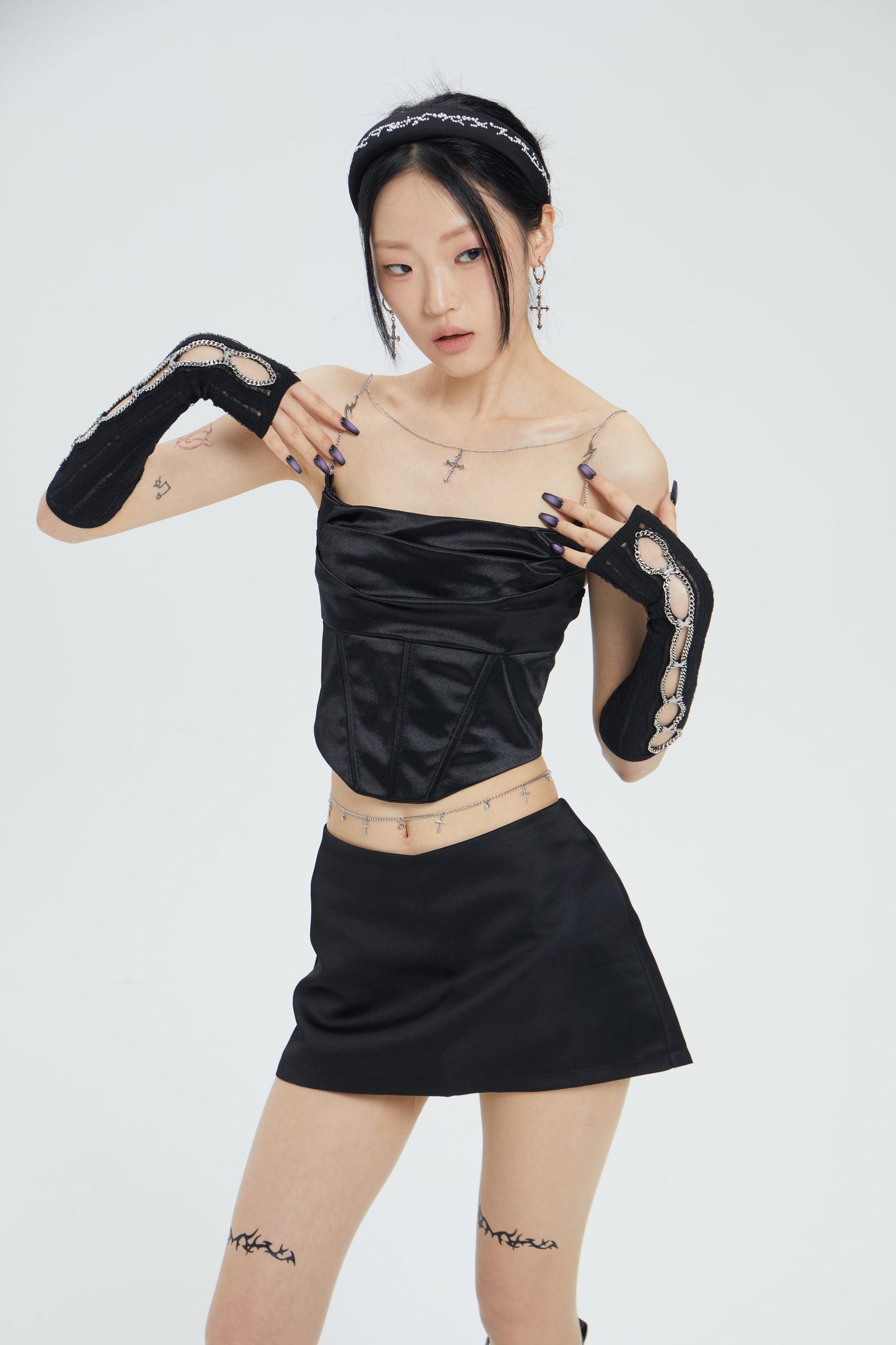 Fervooor chrome heart lily crucifix detachable shoulder chain