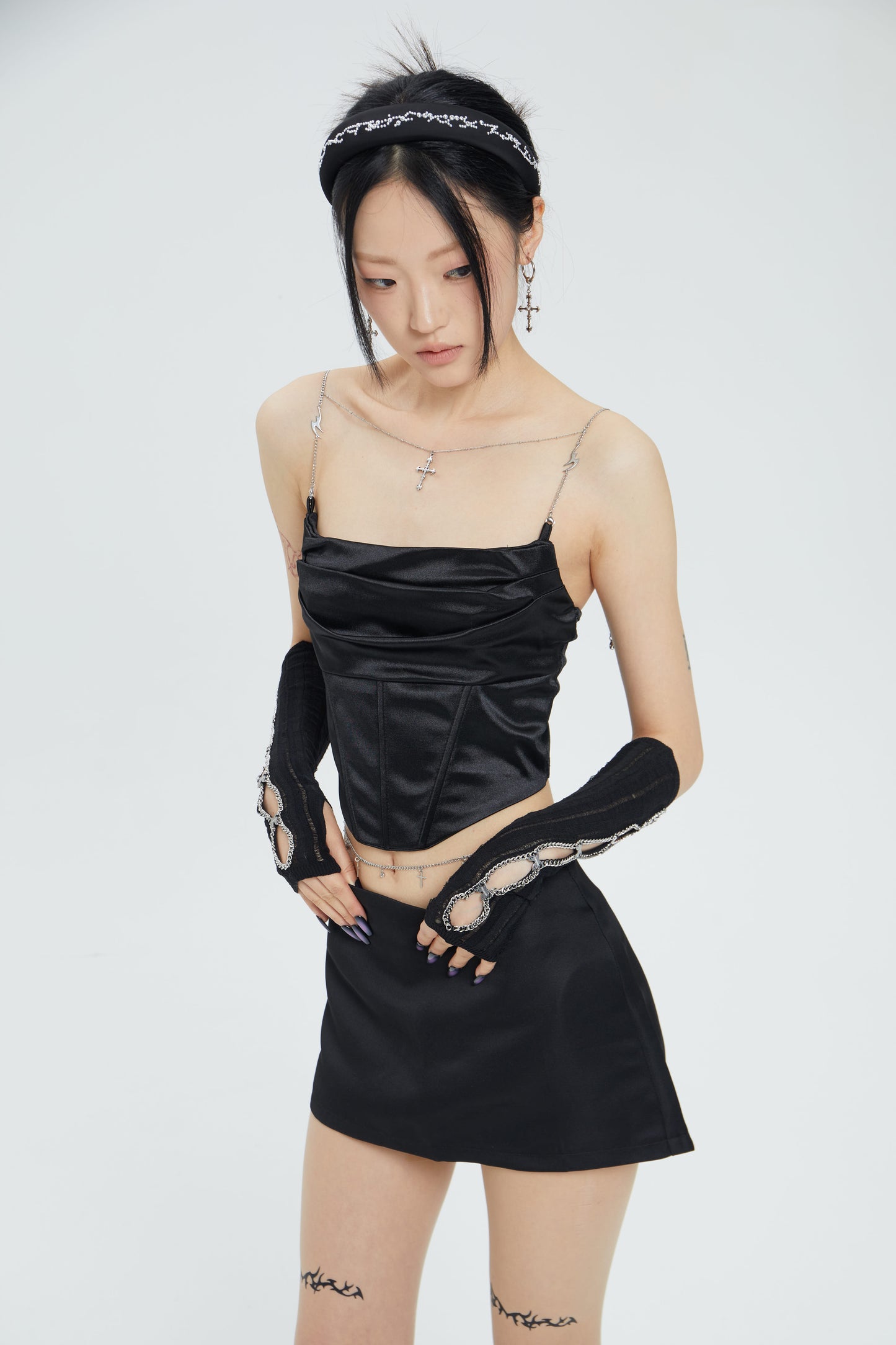 Fervooor chrome heart lily crucifix detachable shoulder chain