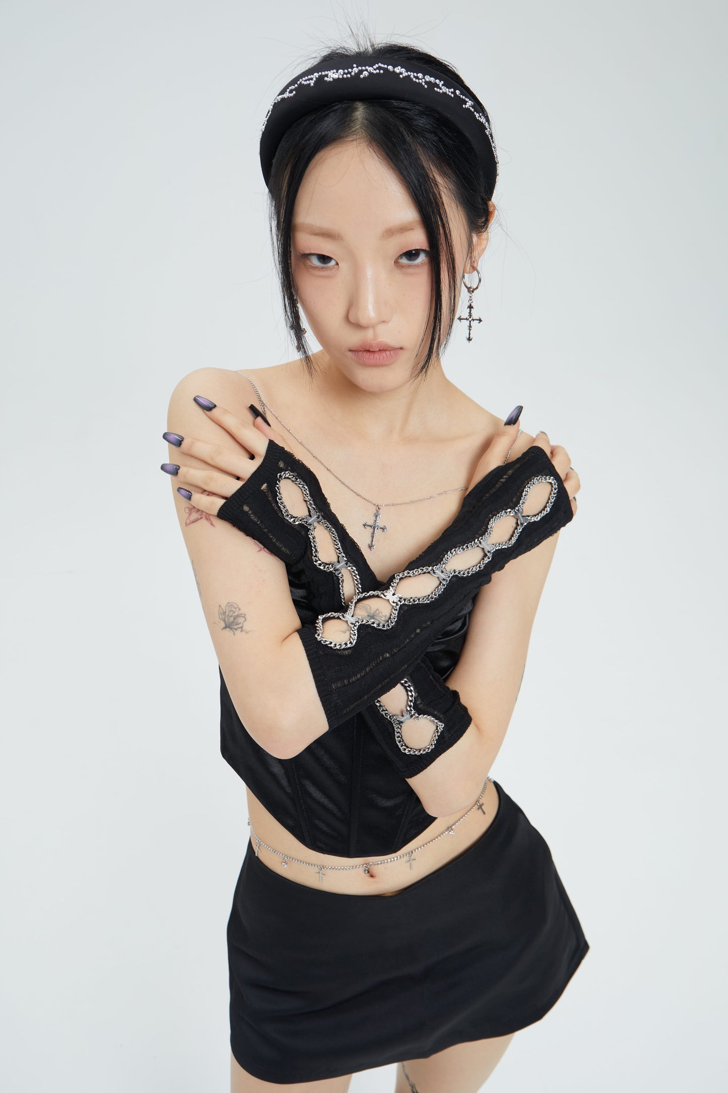 Fervooor chrome heart lily crucifix detachable shoulder chain