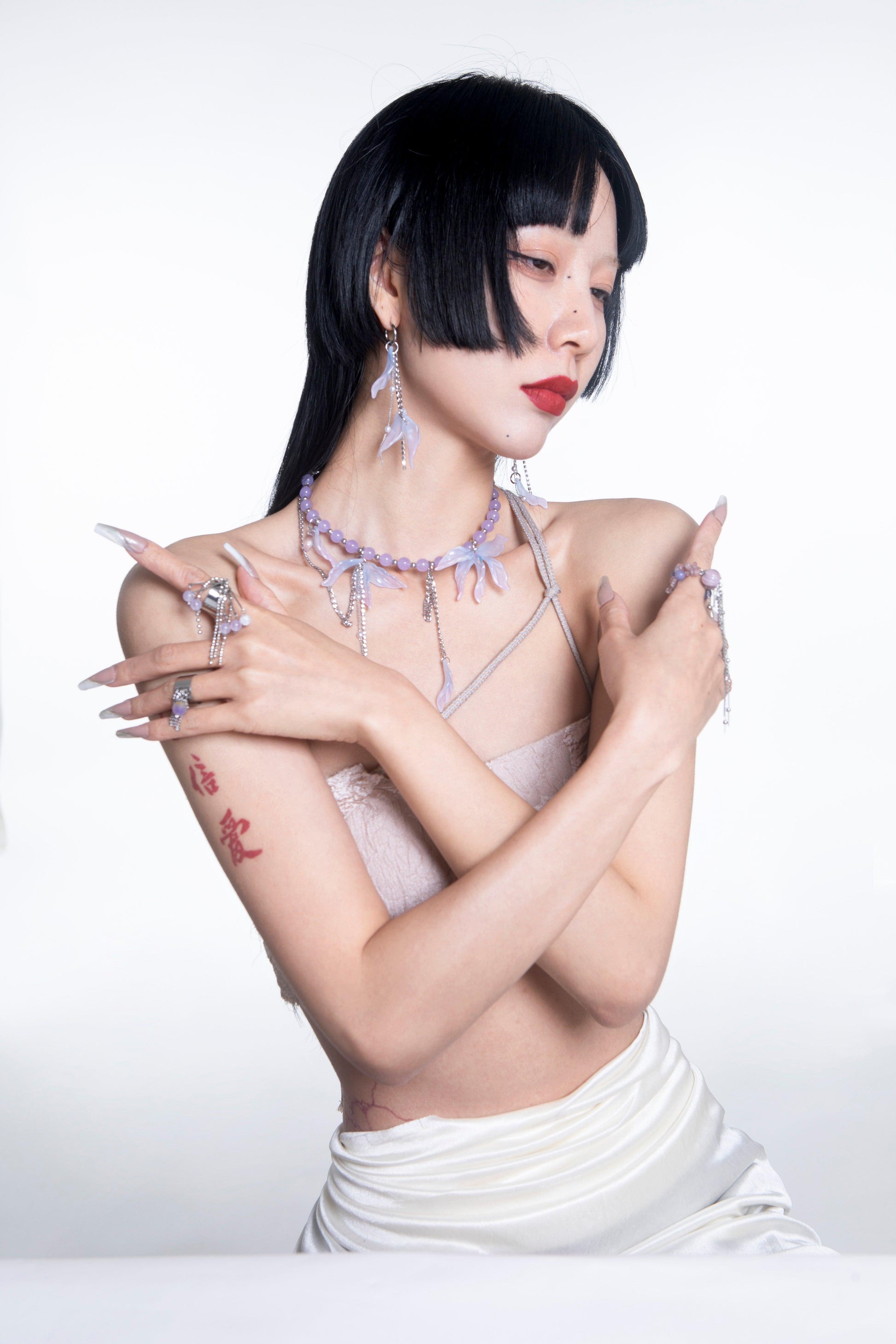 Fervooor Blooming purple lotus necklace