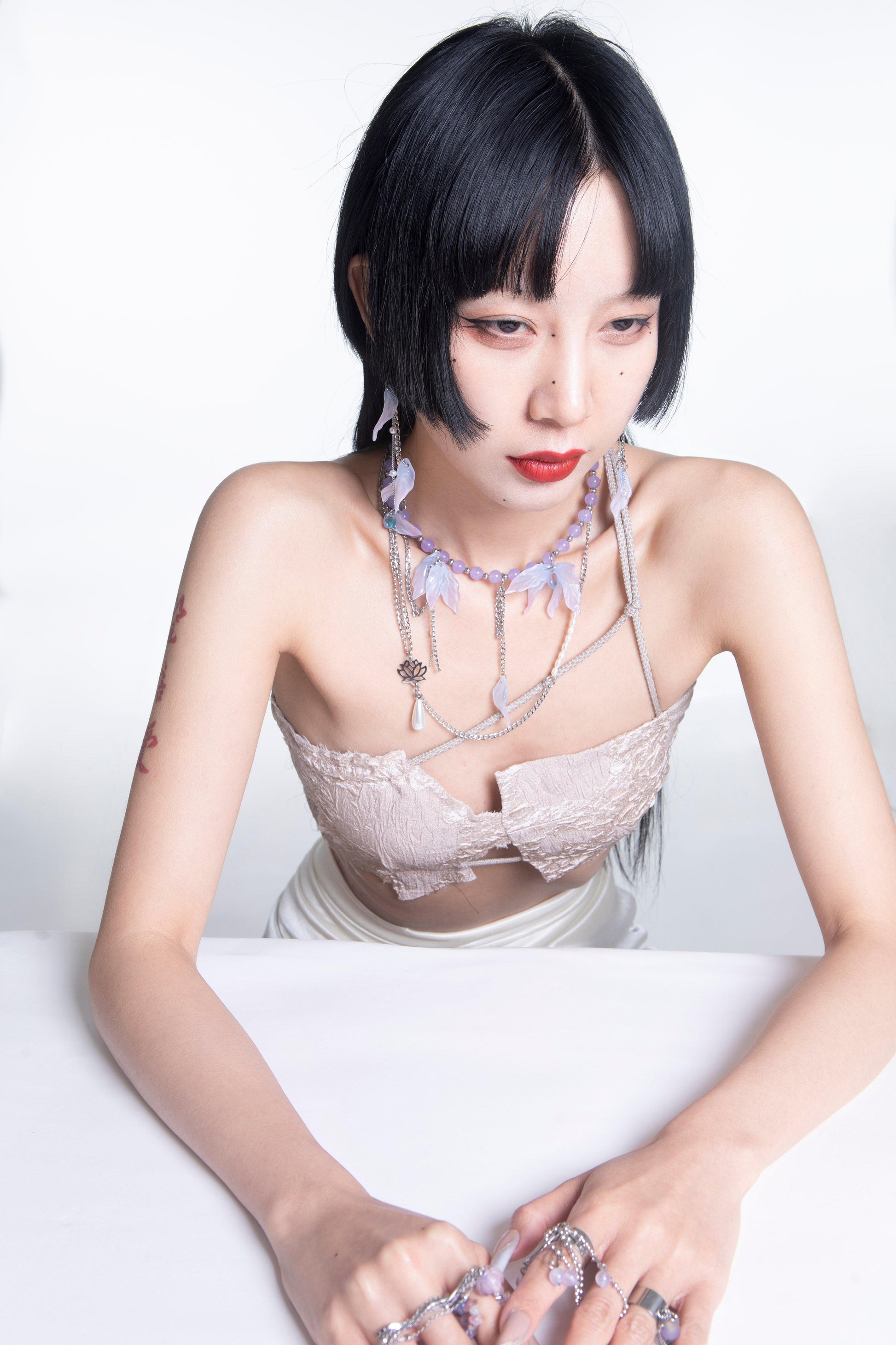 Fervooor Blooming purple lotus necklace