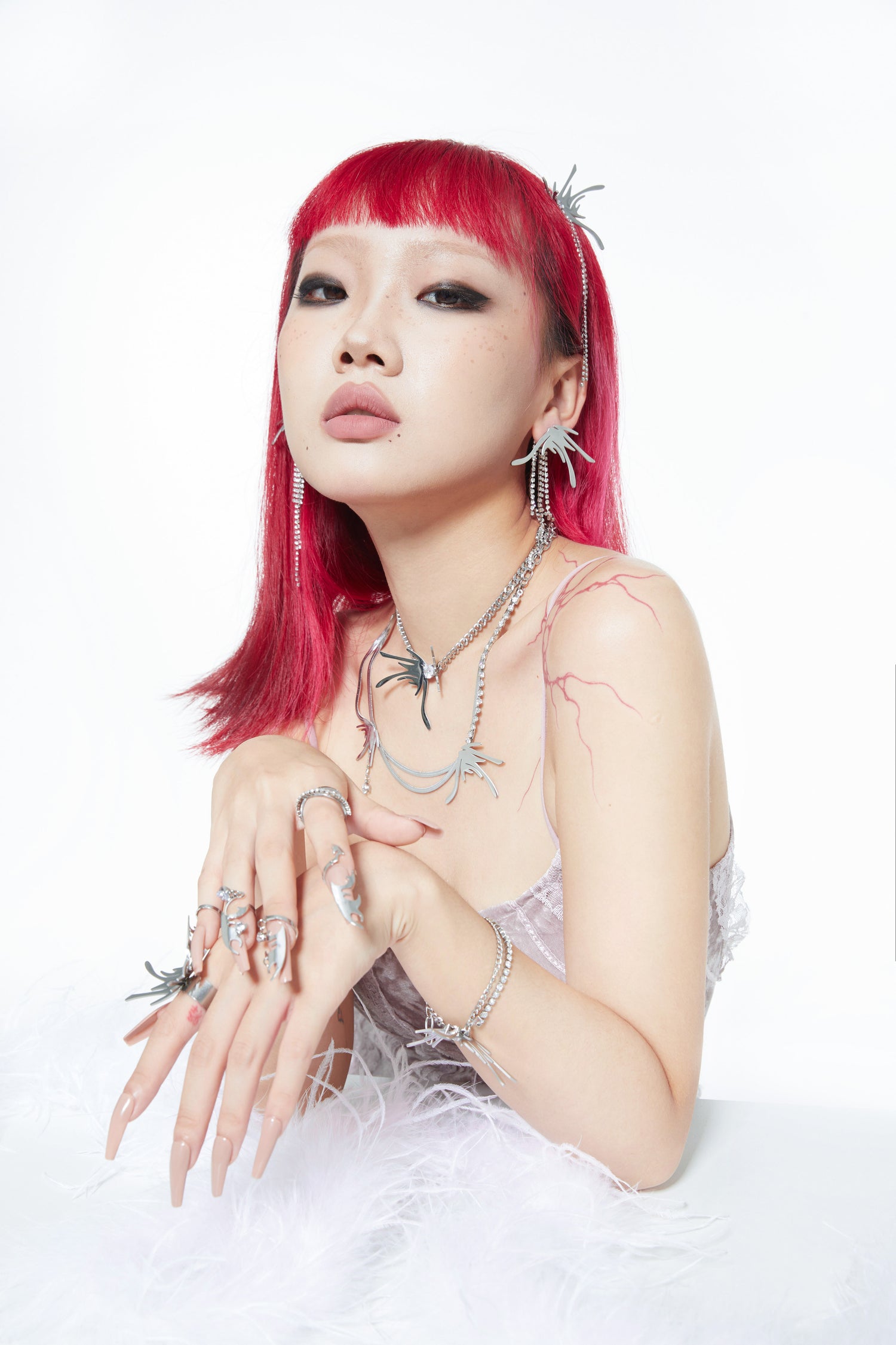 Fervooor Fire butterfly fingertip ring - Fervooor