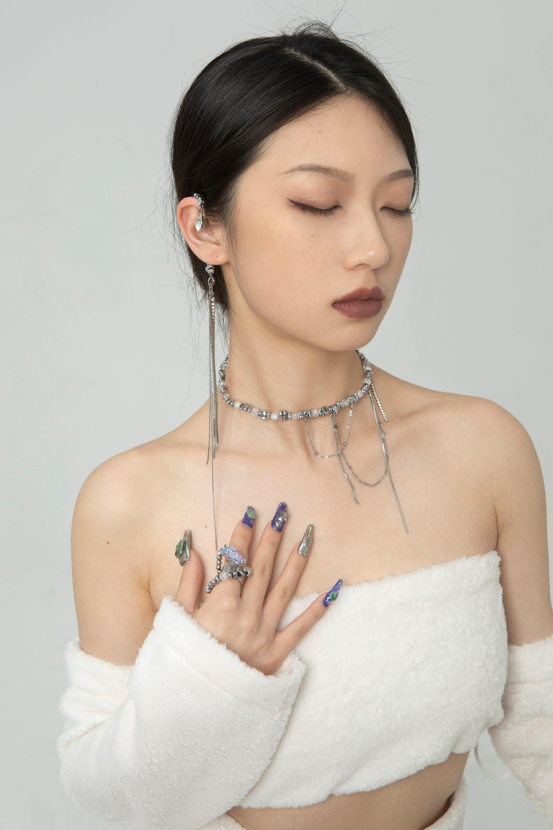 Fervooor Sliver stones tassel choker - Fervooor